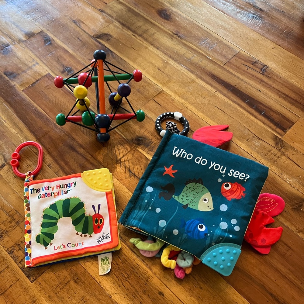 Set of infant toys